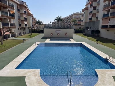 4 sovrum Takvåning till salu i Estepona med pool garage - 850 000 € (Ref: 9588063)