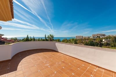 4 bedroom Villa for sale in Benalmadena with pool garage - € 1,600,000 (Ref: 9588064)