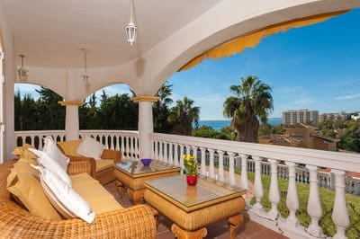 4 bedroom Villa for sale in Benalmádena with pool garage - € 1,600,000 (Ref: 9588064)