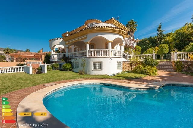 4 bedroom Villa for sale in Benalmádena with pool garage - € 1,600,000 (Ref: 9588064)
