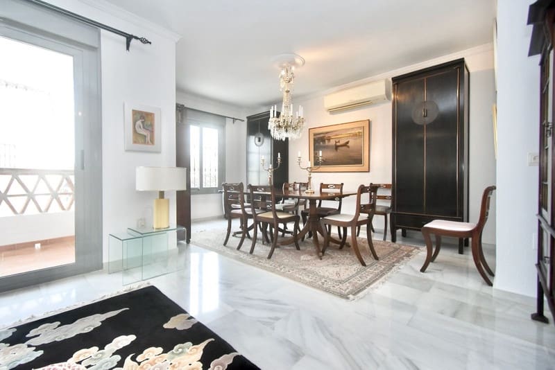 3 sypialnia Willa na sprzedaż w Mijas z basenem garażem - 995 000 € (Ref: 9588216)