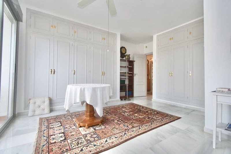 3 sypialnia Willa na sprzedaż w Mijas z basenem garażem - 995 000 € (Ref: 9588216)