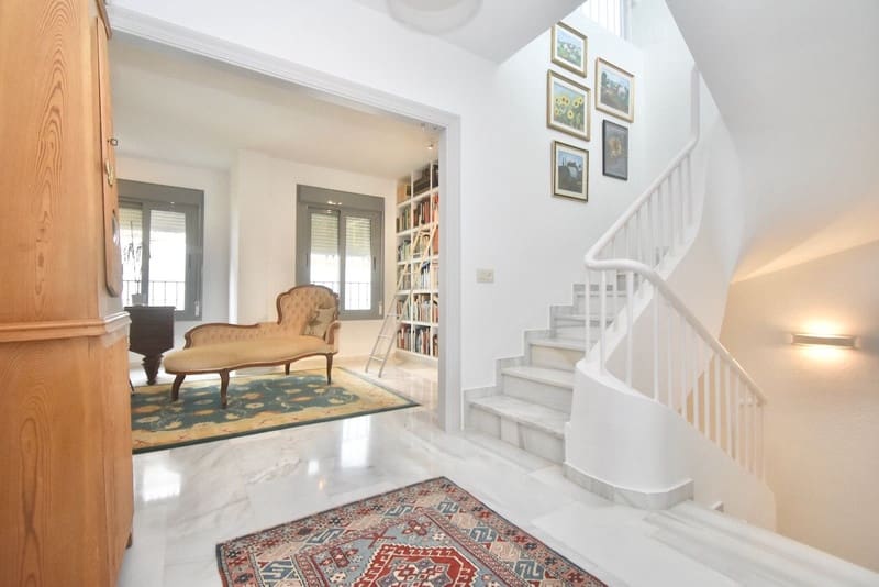 3 sypialnia Willa na sprzedaż w Mijas z basenem garażem - 995 000 € (Ref: 9588216)