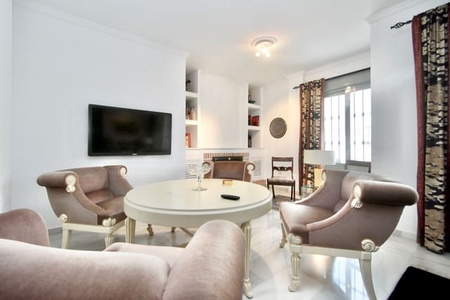 3 sypialnia Willa na sprzedaż w Mijas z basenem garażem - 995 000 € (Ref: 9588216)