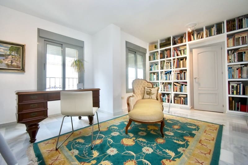 3 sypialnia Willa na sprzedaż w Mijas z basenem garażem - 995 000 € (Ref: 9588216)