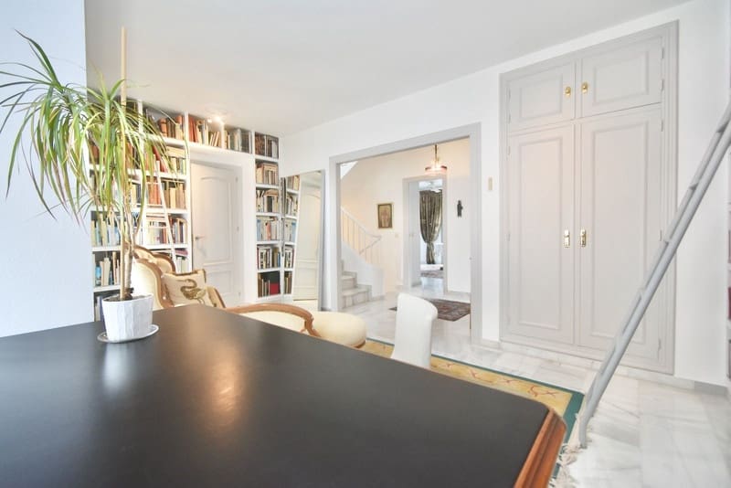 3 sypialnia Willa na sprzedaż w Mijas z basenem garażem - 995 000 € (Ref: 9588216)