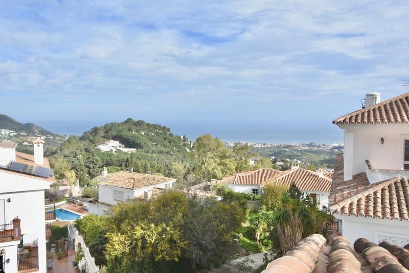 3 sypialnia Willa na sprzedaż w Mijas z basenem garażem - 995 000 € (Ref: 9588216)