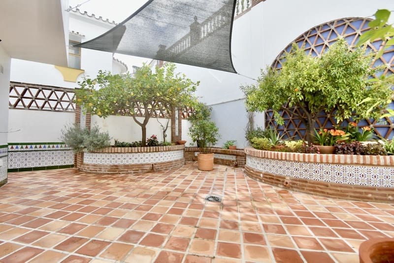 3 sypialnia Willa na sprzedaż w Mijas z basenem garażem - 995 000 € (Ref: 9588216)