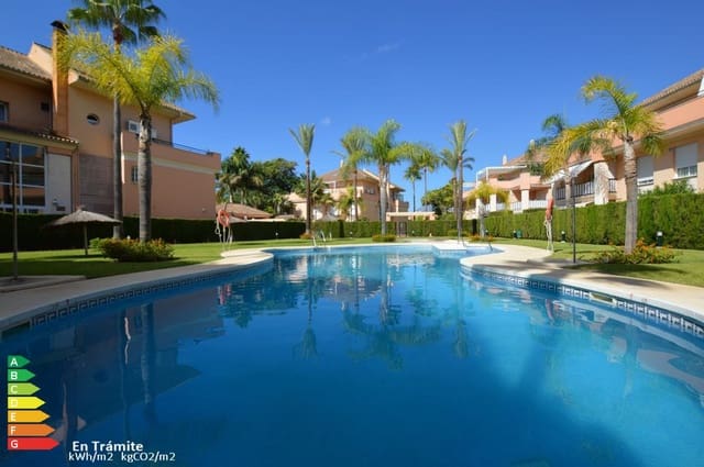 2 Zimmer Apartment zu verkaufen in Costabella, Marbella mit Pool Garage - 430.000 € (Ref: 9588220)