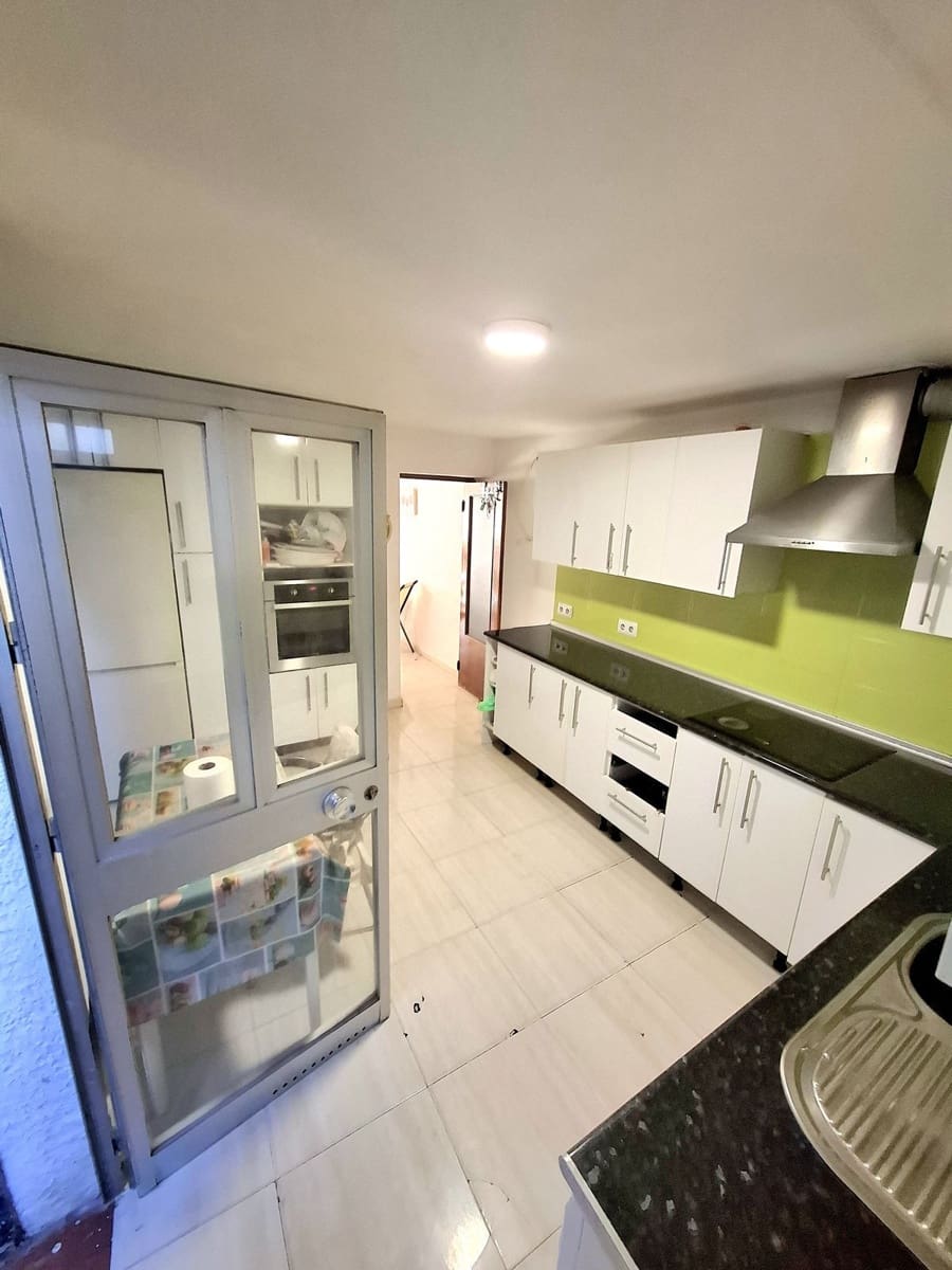 3 soveværelse Byhus til salg i Benalmadena med swimmingpool garage - € 432.000 (Ref: 9590412)