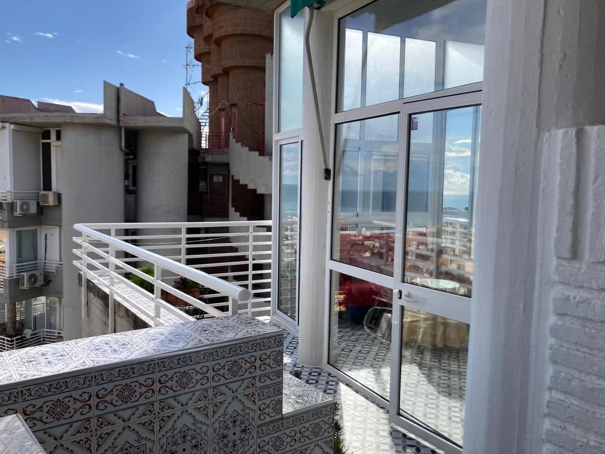 2 bedroom Apartment for sale in Torremolinos with pool garage - € 365,000 (Ref: 9590413)