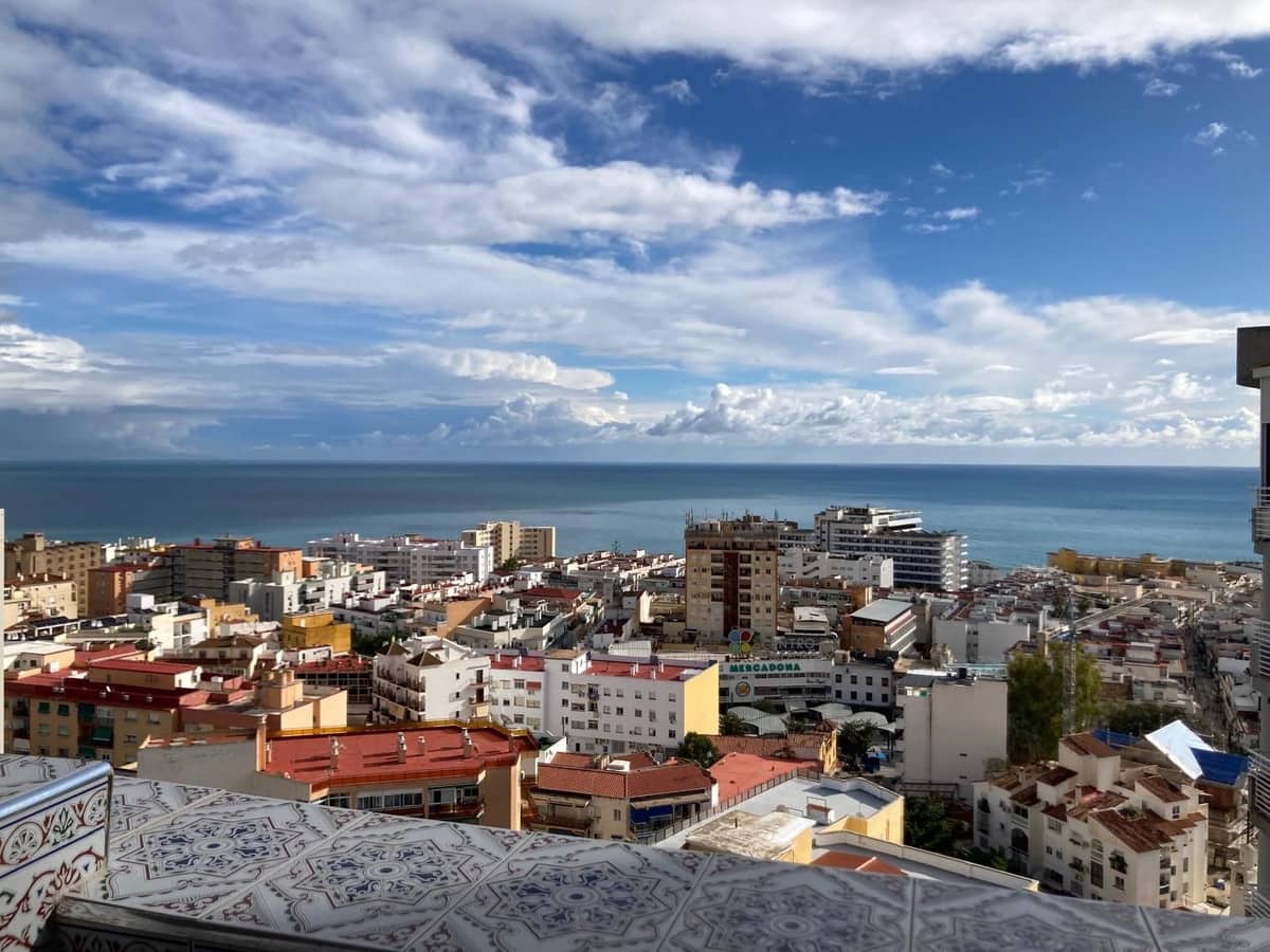 2 bedroom Apartment for sale in Torremolinos with pool garage - € 365,000 (Ref: 9590413)