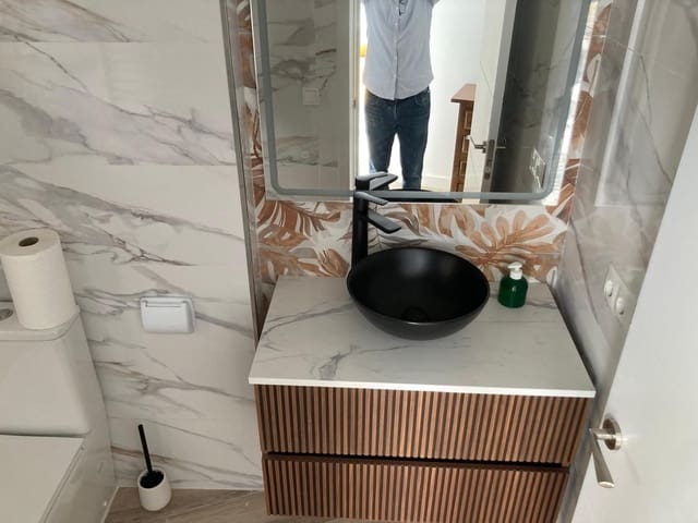 2 bedroom Apartment for sale in Torremolinos with pool garage - € 365,000 (Ref: 9590413)