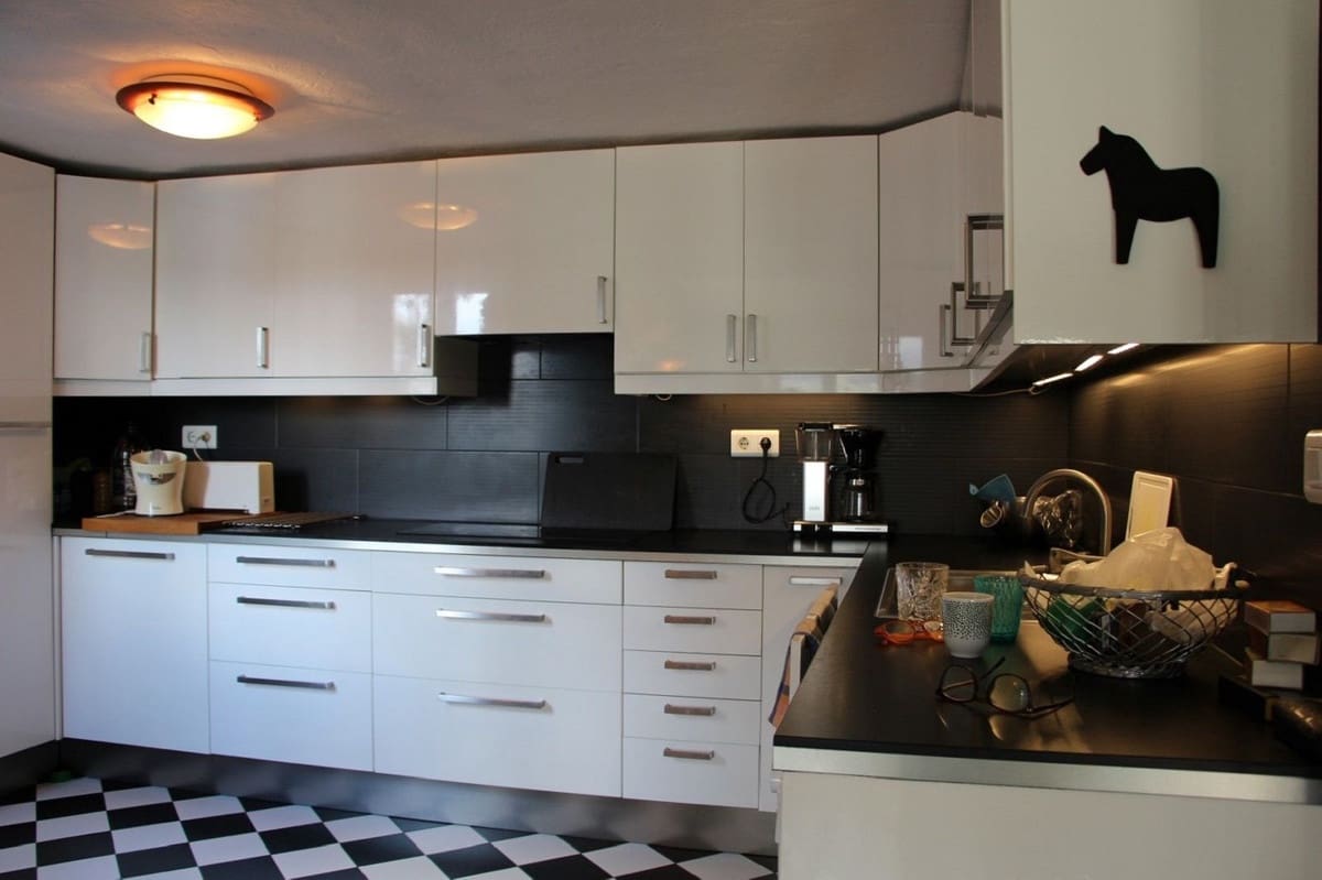 2 chambre Villa/Maison Semi-Mitoyenne à vendre à Coin avec piscine garage - 459 000 € (Ref: 9590414)