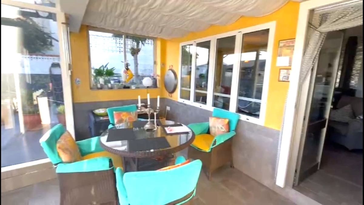 2 chambre Villa/Maison Semi-Mitoyenne à vendre à Coin avec piscine garage - 459 000 € (Ref: 9590414)