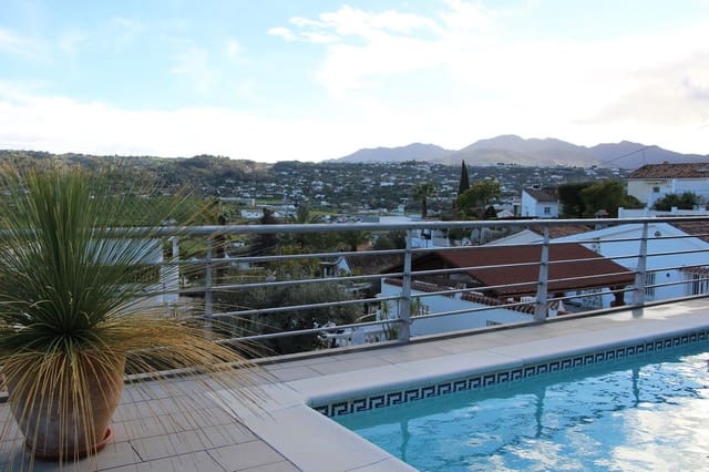 2 camera da letto Villetta Bifamiliare in vendita in Coín con piscina garage - 459.000 € (Rif: 9590414)