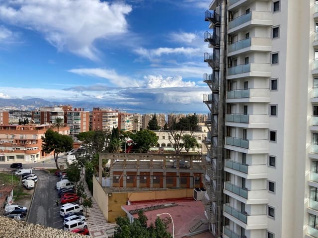 2 Zimmer Apartment zu verkaufen in Torremolinos mit Pool Garage - 400.000 € (Ref: 9590415)