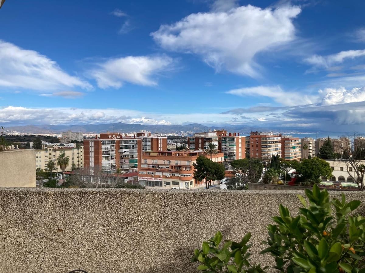 2 Zimmer Apartment zu verkaufen in Torremolinos mit Pool Garage - 400.000 € (Ref: 9590415)