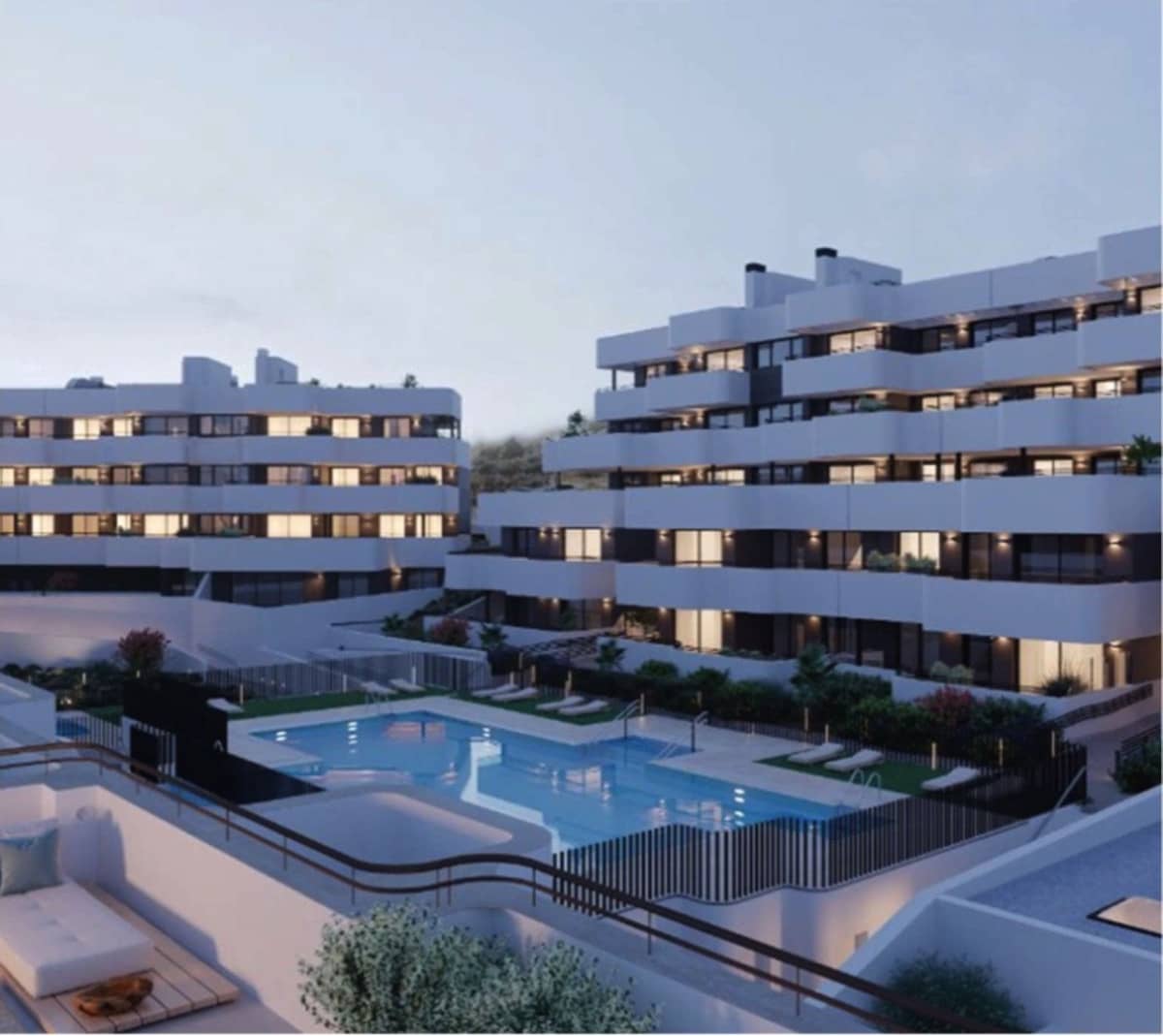 3 sovrum Villa till salu i Estepona med pool garage - 980 000 € (Ref: 9590418)