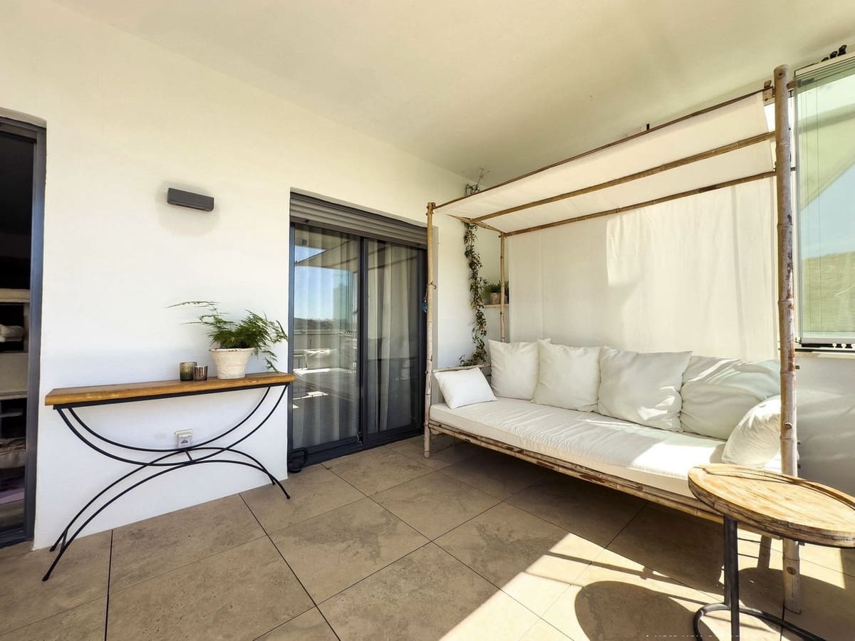 2 sovrum Lägenhet till salu i Manilva med pool garage - 358 000 € (Ref: 9592145)