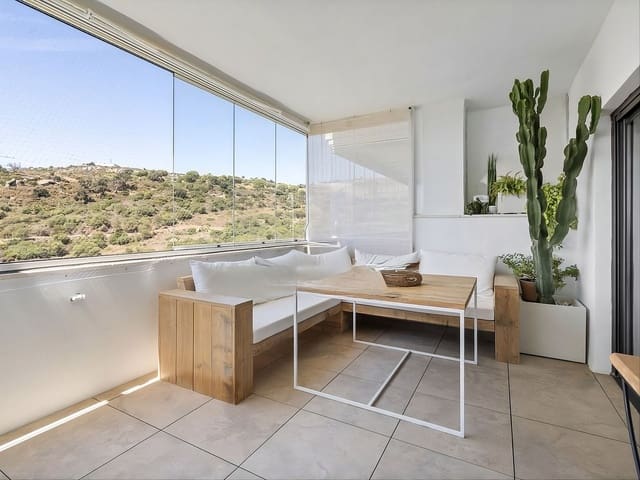 2 sovrum Lägenhet till salu i Manilva med pool garage - 358 000 € (Ref: 9592145)