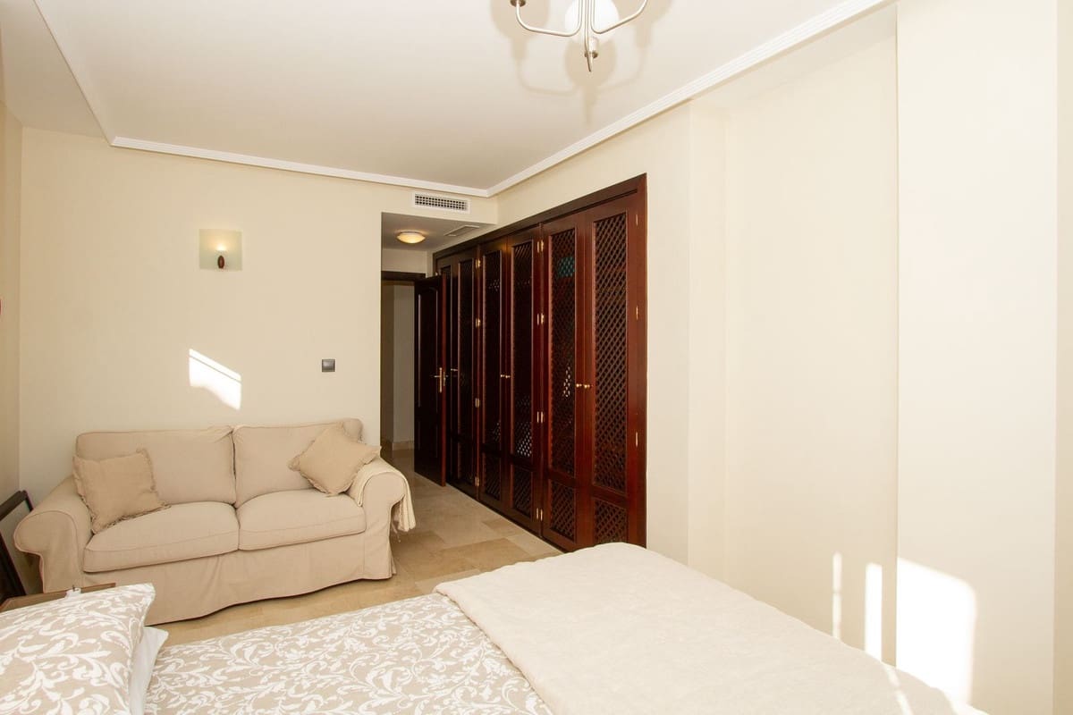 2 slaapkamer Appartement te koop in La Mairena met zwembad garage - € 319.000 (Ref: 9596816)