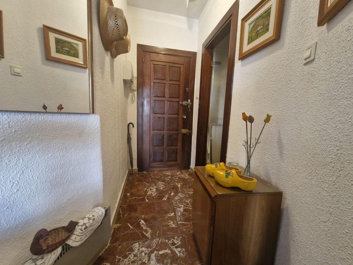 Studio na sprzedaż w Benalmadena Costa z basenem - 170 000 € (Ref: 9596824)