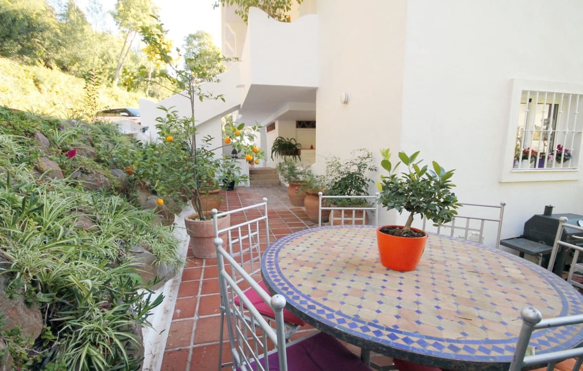 3 slaapkamer Appartement te koop in La Mairena met zwembad garage - € 419.000 (Ref: 9596825)