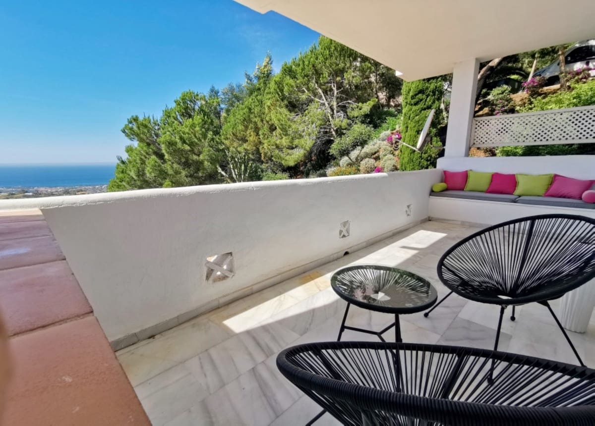 3 slaapkamer Appartement te koop in La Mairena met zwembad garage - € 419.000 (Ref: 9596825)