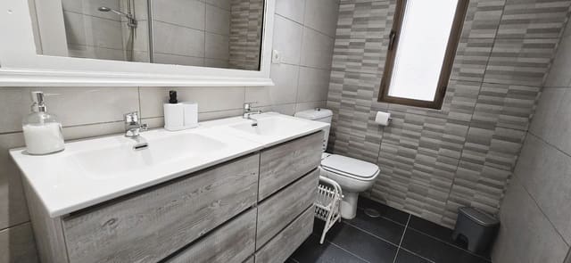 3 soveværelse Lejlighed til salg i Fuengirola med garage - € 395.000 (Ref: 9596826)