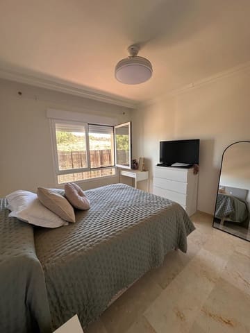 2 sypialnia Apartament na sprzedaż w La Duquesa / Puerto de la Duquesa, Manilva z basenem garażem - 270 000 € (Ref: 9596827)