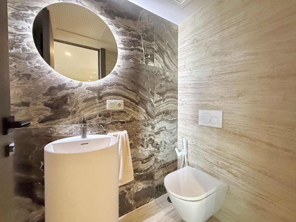 5 chambre Appartement à vendre à Puerto Banus avec garage - 2 500 000 € (Ref: 9597285)