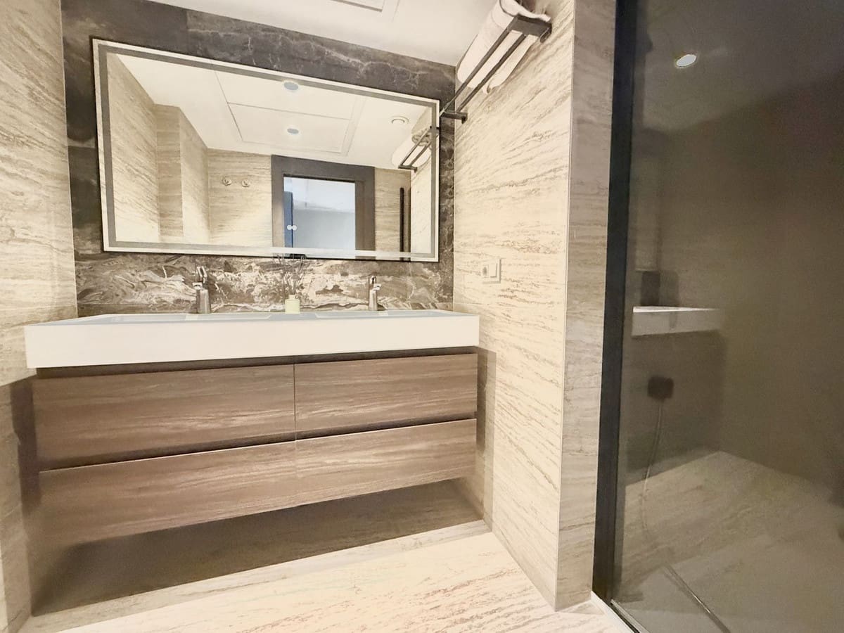 5 chambre Appartement à vendre à Puerto Banus avec garage - 2 500 000 € (Ref: 9597285)