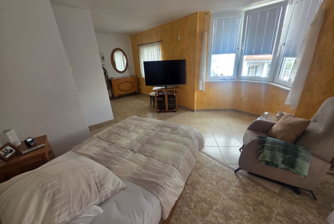 2 sypialnia Willa na sprzedaż w Calahonda z basenem garażem - 749 000 € (Ref: 9598073)