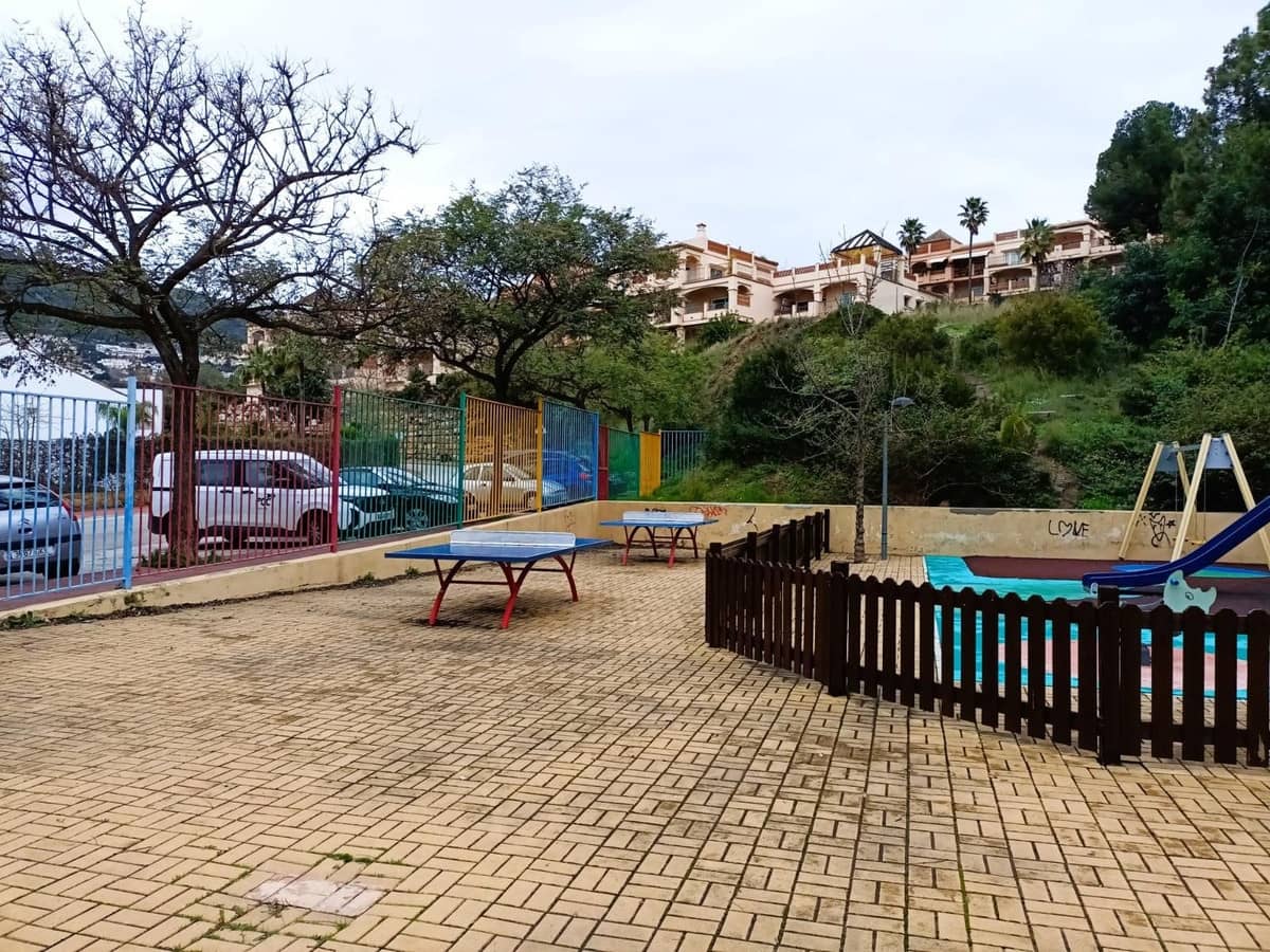 4 slaapkamer Penthouse te koop in Torrequebrada met zwembad garage - € 488.000 (Ref: 9598158)