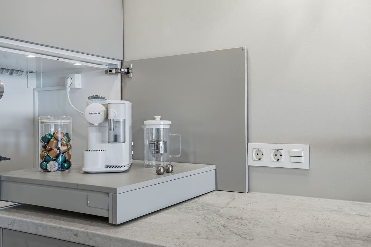 3 sypialnia Apartament na sprzedaż w Calahonda z basenem garażem - 569 000 € (Ref: 9598162)