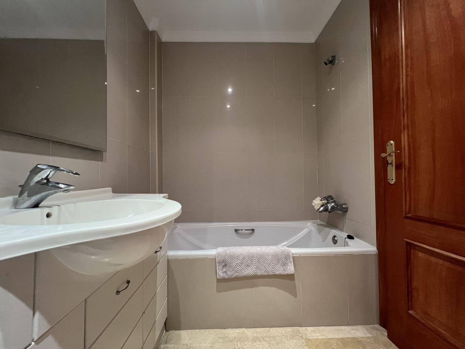 2 chambre Appartement à vendre à La Cala Hills avec piscine garage - 299 900 € (Ref: 9602940)