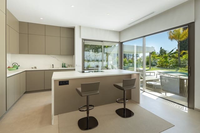 5 chambre Villa/Maison Semi-Mitoyenne à vendre à Golden Mile, Marbella avec piscine garage - 4 950 000 € (Ref: 9604966)