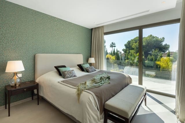 5 chambre Villa/Maison Semi-Mitoyenne à vendre à Golden Mile, Marbella avec piscine garage - 4 950 000 € (Ref: 9604966)