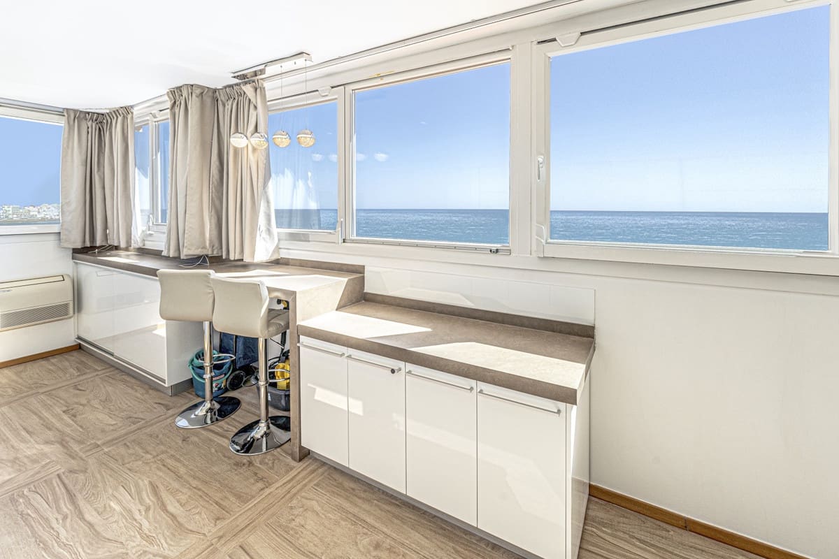 2 soveværelse Penthouse til salg i Estepona med garage - € 1.550.000 (Ref: 9605009)