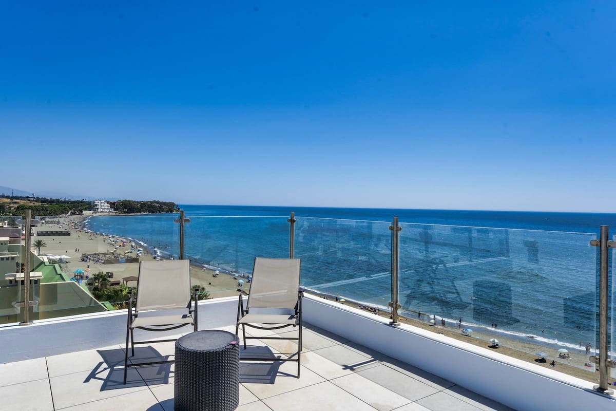 2 soveværelse Penthouse til salg i Estepona med garage - € 1.550.000 (Ref: 9605009)