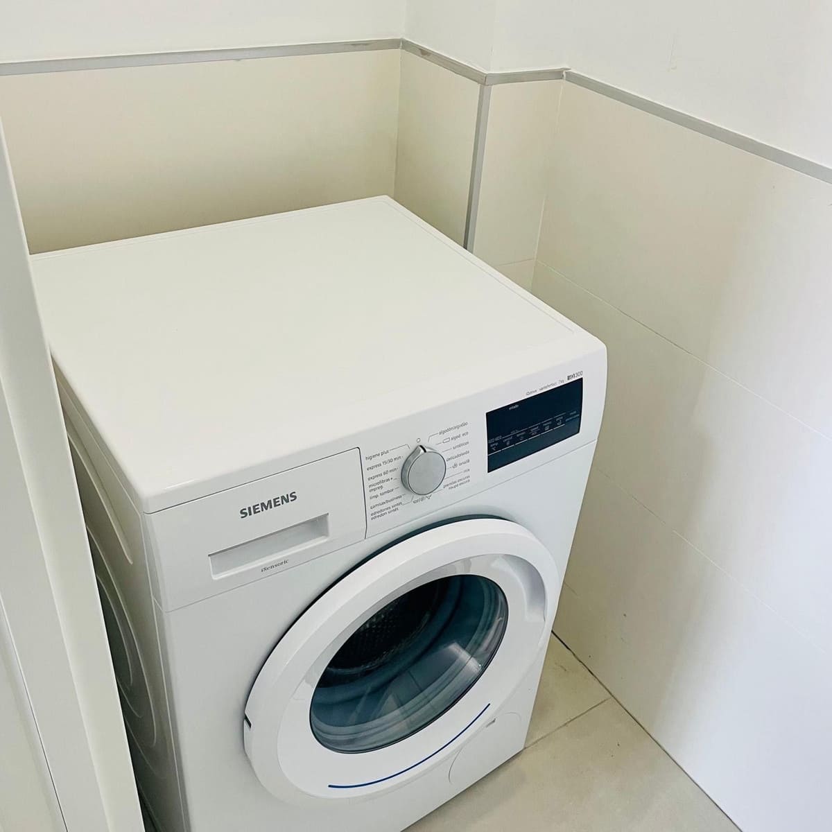 1 chambre Appartement à vendre à Marbella avec piscine garage - 335 000 € (Ref: 9605068)