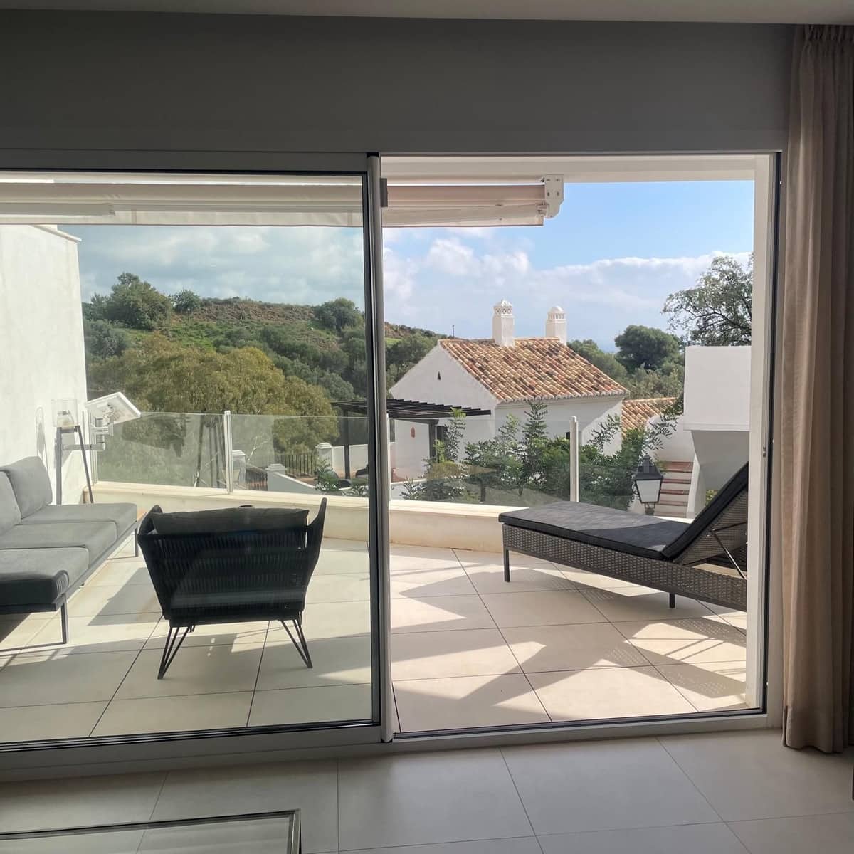 1 chambre Appartement à vendre à Marbella avec piscine garage - 335 000 € (Ref: 9605068)