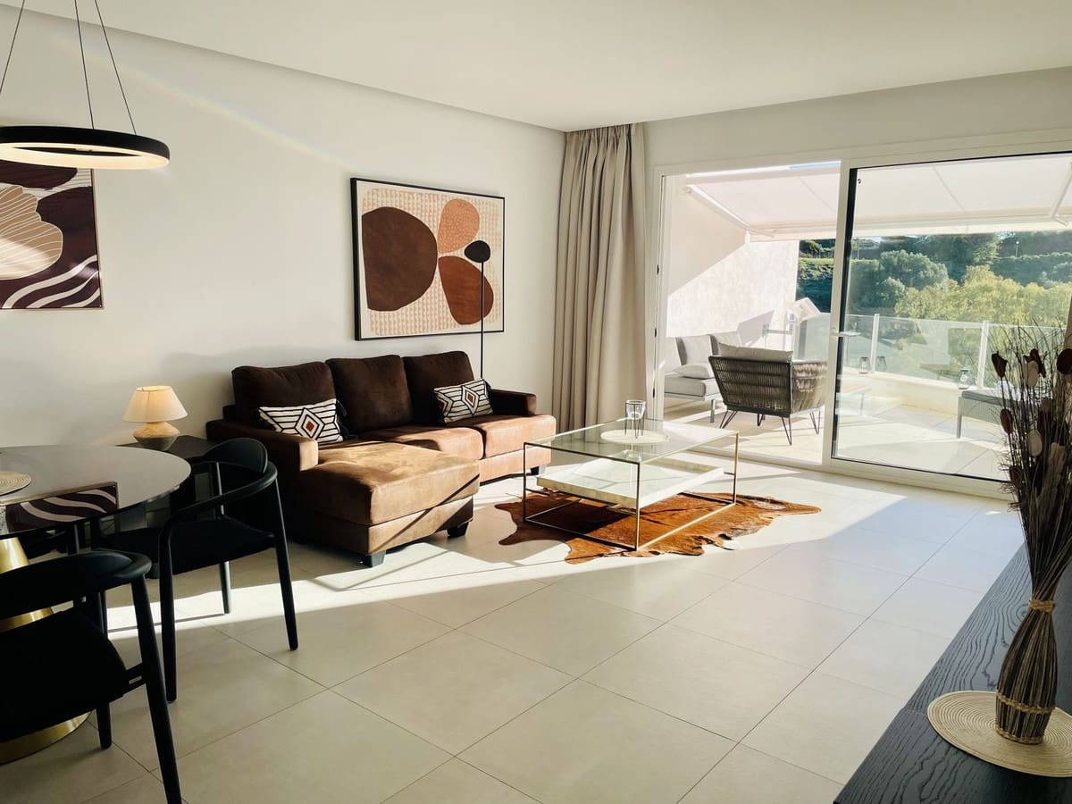 1 chambre Appartement à vendre à Marbella avec piscine garage - 335 000 € (Ref: 9605068)