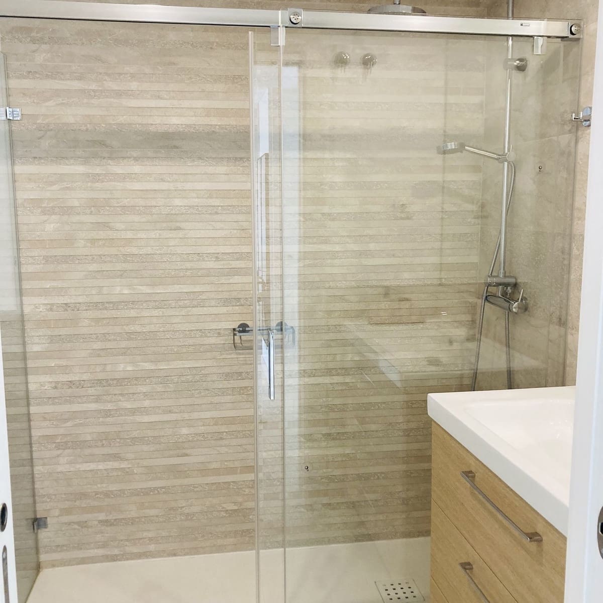 1 chambre Appartement à vendre à Marbella avec piscine garage - 335 000 € (Ref: 9605068)