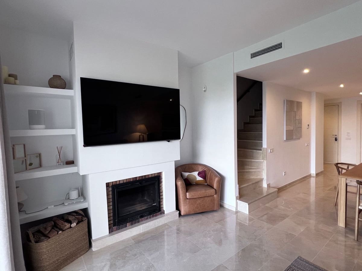 2 bedroom Townhouse for sale in Mijas Golf with pool garage - € 449,950 (Ref: 9605157)