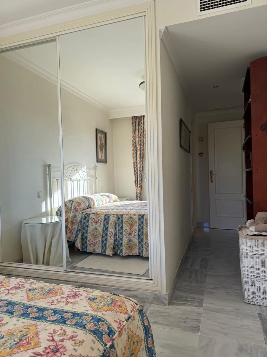 2 sypialnia Apartament na sprzedaż w Marbella z basenem - 485 000 € (Ref: 9605169)