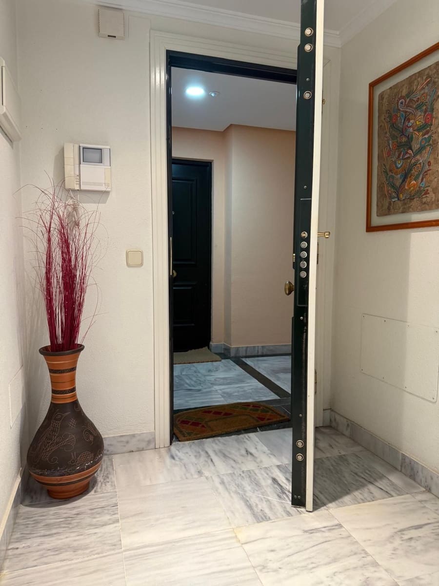 2 sypialnia Apartament na sprzedaż w Marbella z basenem - 485 000 € (Ref: 9605169)