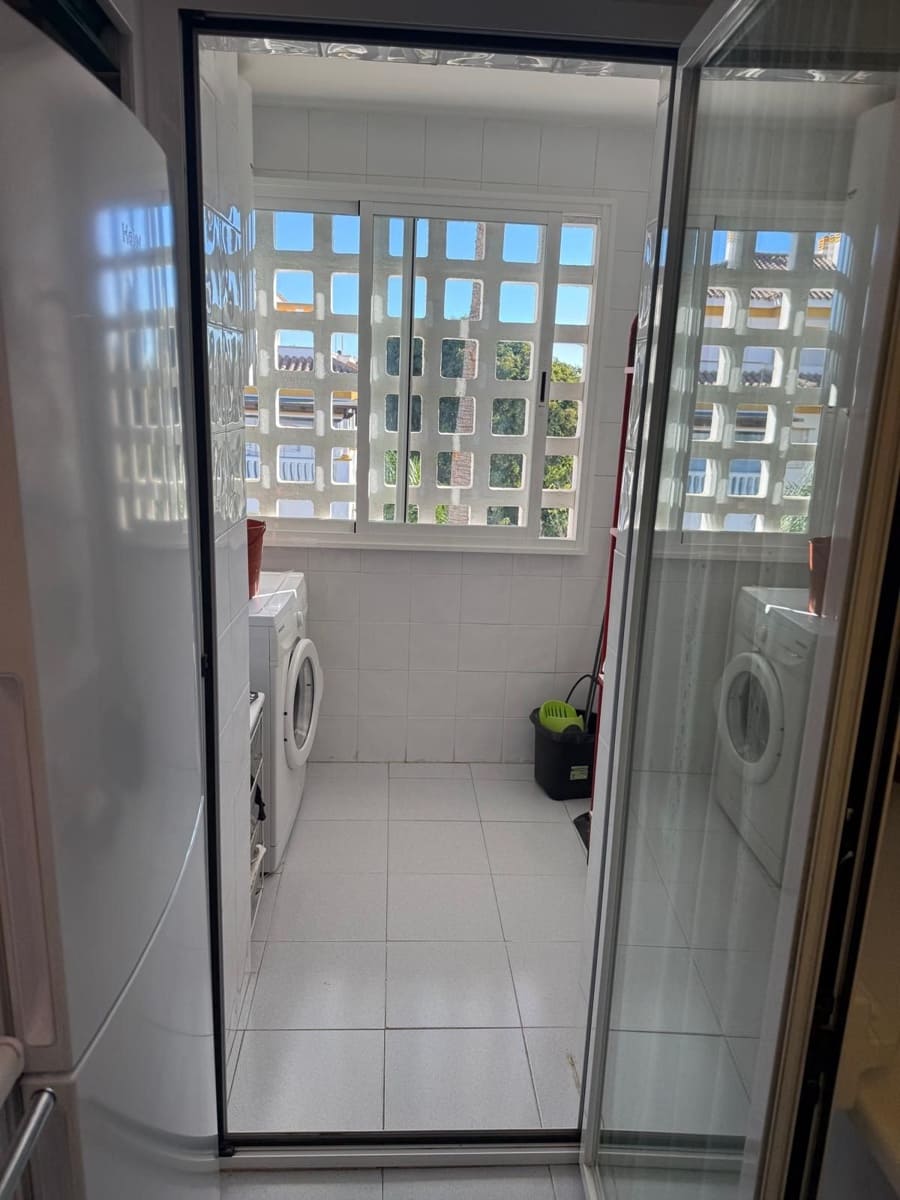 2 sypialnia Apartament na sprzedaż w Marbella z basenem - 485 000 € (Ref: 9605169)