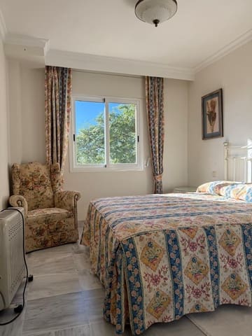 2 sypialnia Apartament na sprzedaż w Marbella z basenem - 485 000 € (Ref: 9605169)